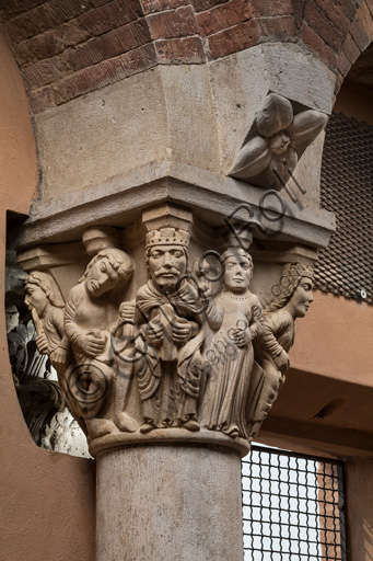 Modena, torre Ghirlandina, sala dei Torresani, parete est: il capitello di Re David o della danza e della musica. Maestri campionesi, XII - XIII secolo.