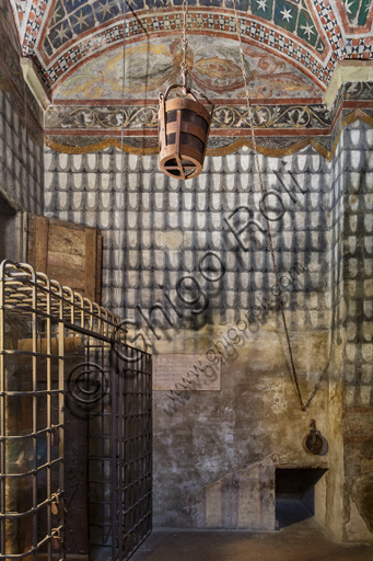 Modena, torre Ghirlandina: veduta della  sala della Secchia Rapita.