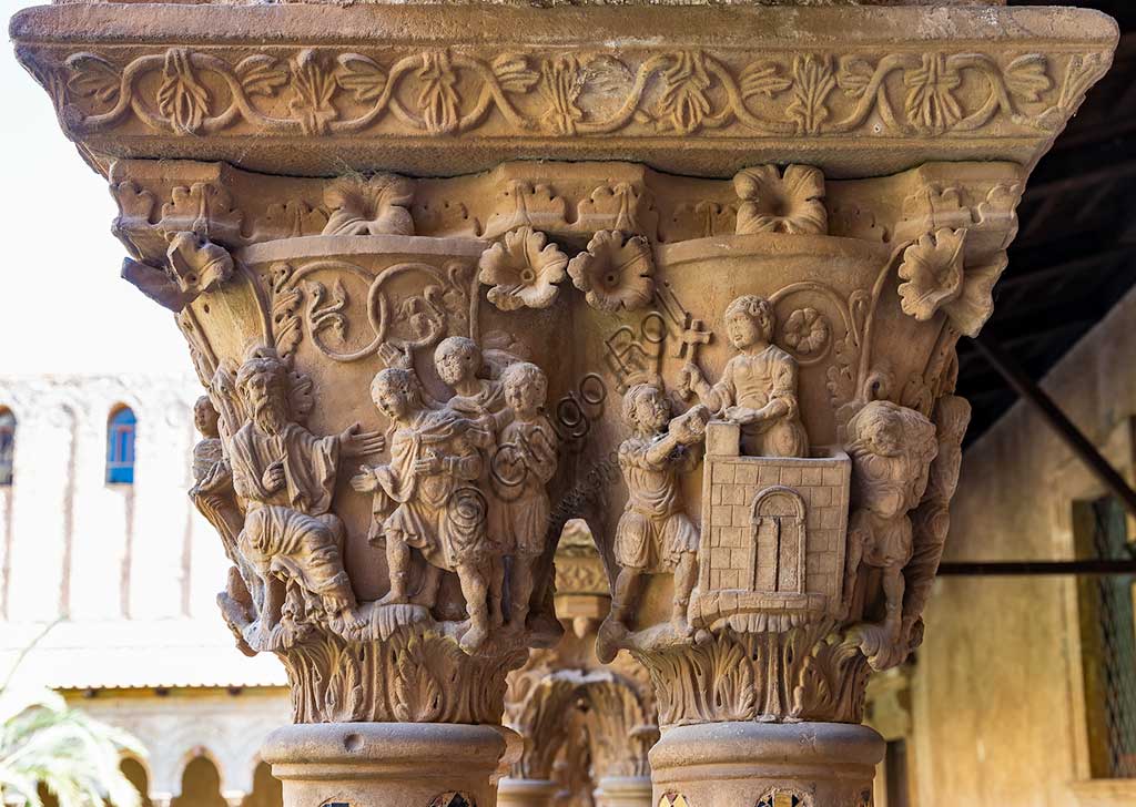 Monreale, Duomo, chiostro del monastero benedettino (XII secolo): il capitello W20, faccia Nord; ("Noè maledice il figlio Cam e la costruzione della torre di Babele").