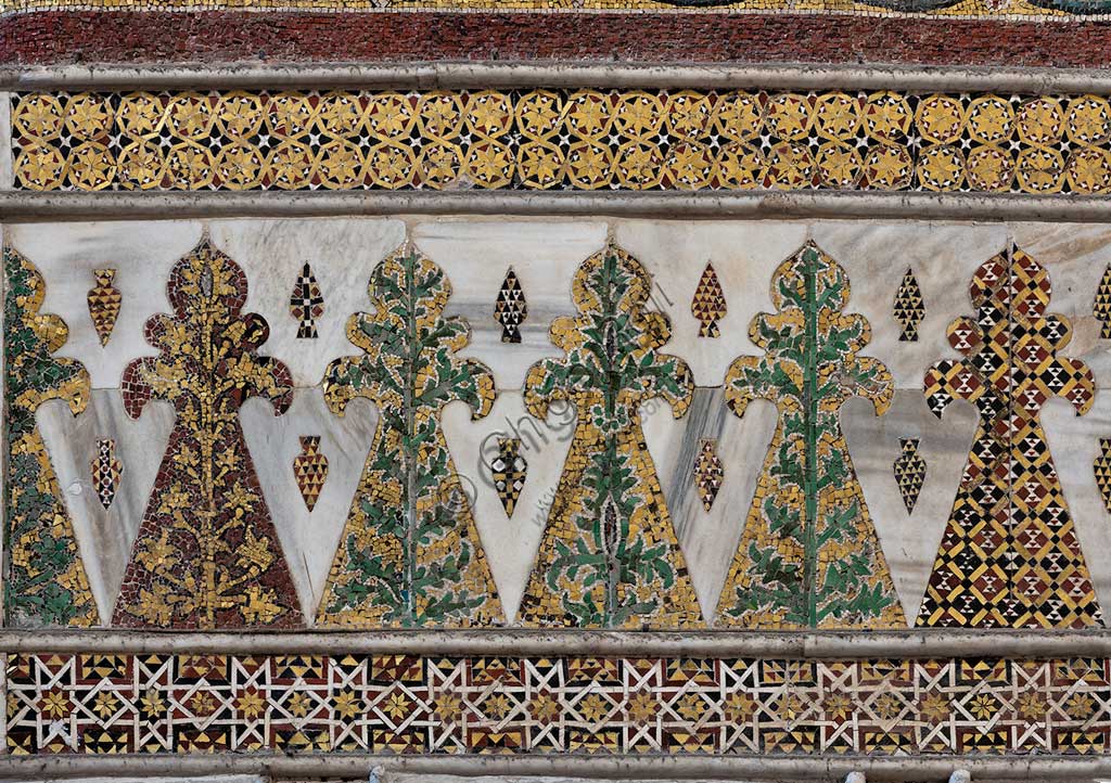  Monreale, Duomo: mosaic decoration with little palm tree motifs. This 12th century mosaic of Arab - Norman style, it is among the oldest and most intact ones of the cathedral.