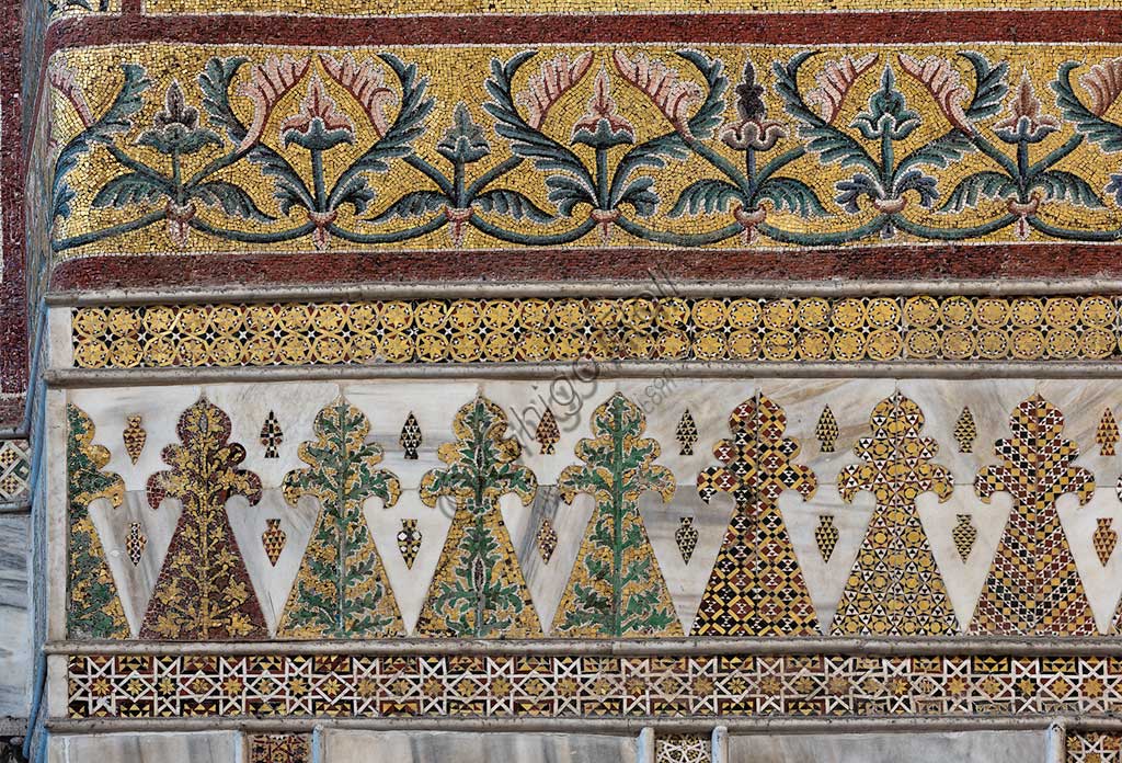  Monreale, Duomo: mosaic decoration with little palm tree motifs. This 12th century mosaic of Arab - Norman style, it is among the oldest and most intact ones of the cathedral.