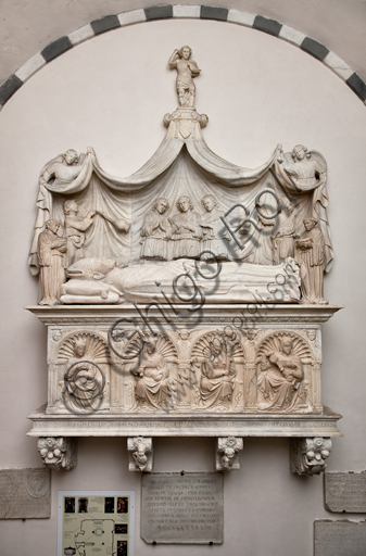 Genova, Duomo (Cattedrale di S. Lorenzo), interno, navata settentrionale, Cappella De Marini: "Monumento funebre a Giorgio Fieschi", di Giovanni Gagini, 1461.