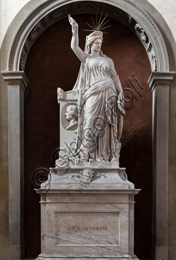  Basilica di Santa Croce, controfacciata: "Monumento funebre a Giovan Battista Niccolini", 1883, di Pio Fedi.La figura femminile rappresenta la Libertà della poesia e probabilmente fu fonte di ispirazione per la Statua della Libertà al centro della baia di Manhattan a New York.