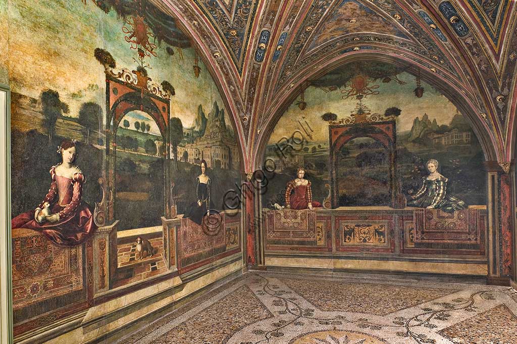 Brescia, Palazzo Martinengo Salvadego: particolare della Saletta delle Nobili Dame. La decorazione fu commissionata da Gerolamo Martinengo da Padernello in occasione delle sue nozze con Eleonora Gonzaga celebrate il 4 febbraio 1543. Dipinti a olio su tela incollata alle pareti, di Alessandro Bonvicino detto "Il Moretto", 1543-1546. 