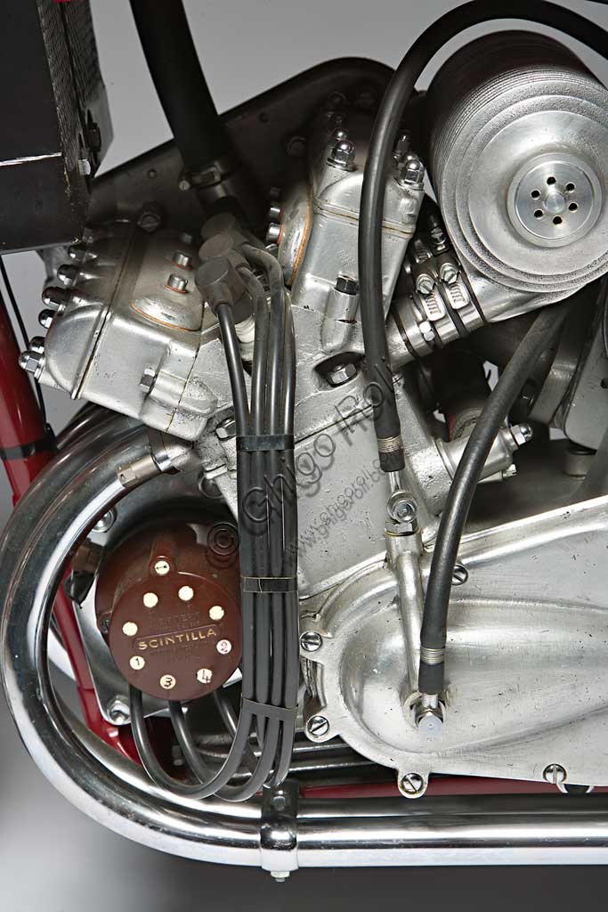 Ancient Motorbike Benelli 250 Corsa 4 Cilindri  (250 Race 4 Cylinders with Compressor). Engine.