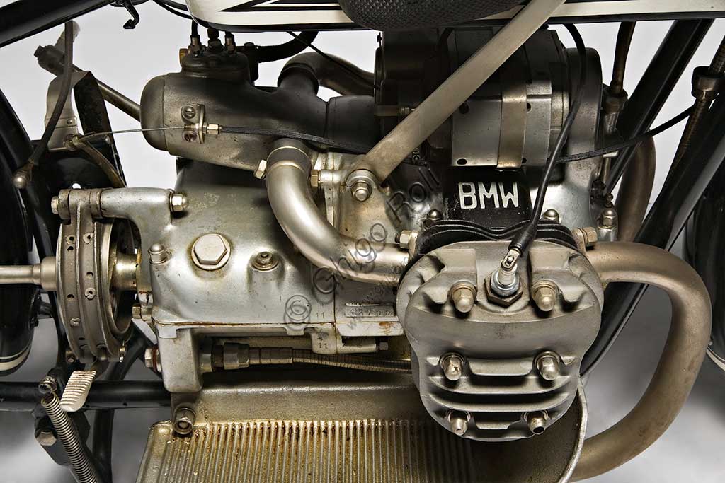 Ancient Motorbike BMW R 42. Engine.