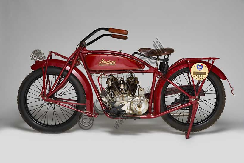 Vintage motorcycle “Indian Scout”Brand: Indianmodel: Scoutcountry: U.S.A. - Springfieldyear: 1925condition: restoreddisplacement: 600 cc. (bore and stroke 70 x 78)engine: 42° V-twingearbox: three-speed blockOf the numerous American brands, decimated in part by the crisis of '29, in part by the very aggressive commercial policy of Harley-Davidson which would later become a de facto monopolist, only Indian managed to compete successfully for many years, before disappearing.Designed by Charles B. Franklin, the first model of the Indian Scout appeared in 1920 and immediately earned a just reputation for great reliability combined with high performance. In the same year, in Australia, it conquered the 24-hour record by covering 1793 km. Uncommon for American motorcycles, it was also appreciated for its excellent handling. Even today it is considered one of the most beautiful motorcycles made in the States.