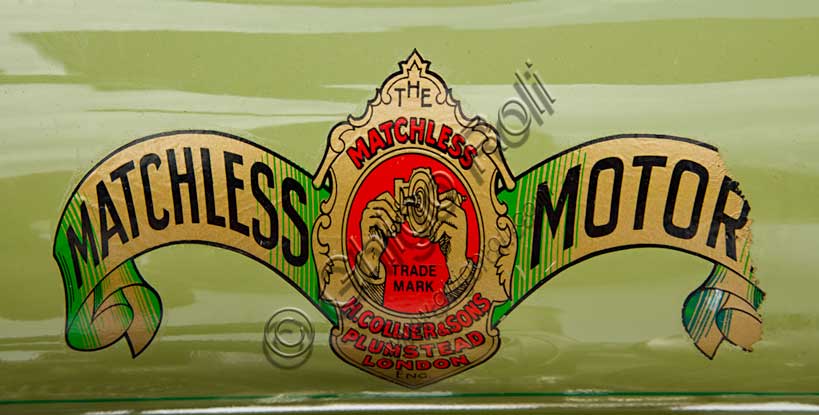 Vintage Matchless motorcycle, 700 V Twin.Brand: Matchless / Collier & Sonsmodel: 700 V Twincountry: United Kingdom - Plumstead (London)year: 1912conditions: restoreddisplacement: 680 cc. (bore and stroke 70x88)engine: JAP 50 ° V-twin with overhead valvesgearbox: gradual pulley variator and belt transmissionH.H. Collier, created his first Matchless bike in 1889, startingone of the oldest British brands. The sons who are also pilots follow him in the enterprise: Charlie, who wins the first Tourist Trophy in history in 1907, Harry wins in 1909 and again Charlie triumphs in 1910. Matchless produced numerous models until 1960.