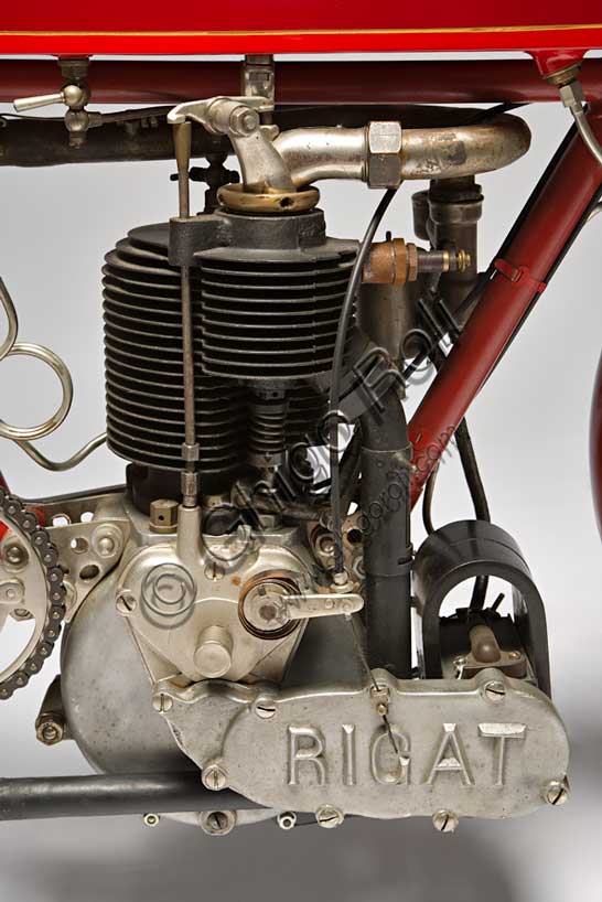 Vintage motorcycle Rigat 500.Brand: Rigat motorcyclesmodel: 500country: Italy - Turinyear: 1912conditions: restoreddisplacement: 487 (bore and stroke 84 x 88)engine: single cylinder Fafnir with opposite valvesgearbox: single speed with pulley transmissionAs a pioneer, Felice Rigat combines the skills of a pilot with the passion of the mechanic. He built, in Turin between 1910 and '14, motorcycles with a German 500 cc Fafnir engine. As a driver he wins the Como Brunate five times. This model, with its characteristic long U-shaped intake manifold, features a refined fork with a half-leaf spring.
