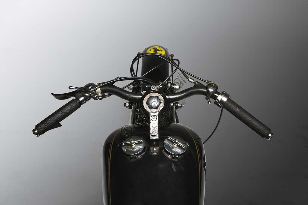 Ancient Motorbike 350 TT Replica