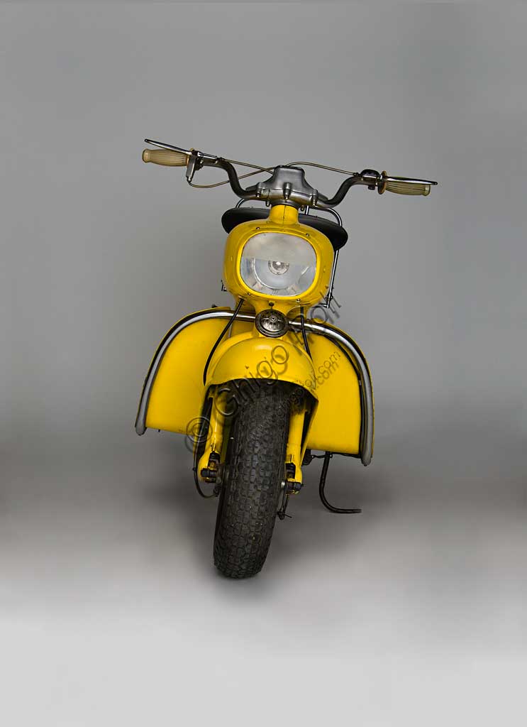 Ancient Motorbike Rumi Formichino. Scooter.