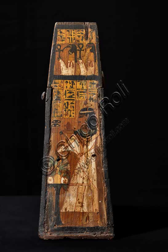 Museo Civico Archeologico di Bologna:  Cofanetto porta ushabti di Tchauenwi.Inv. EG 1969 .