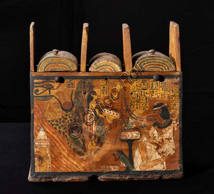 Museo Civico Archeologico di Bologna:  Cofanetto porta ushabti di Tchauenwi.Inv. EG 1969 .