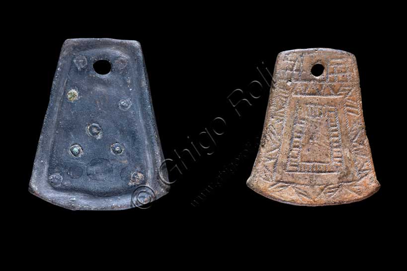 Museo Civico Archeologico di Bologna:Inv.  xxx: due tintinnabula in terracotta. Da Villanova, scavi Gozzadini?