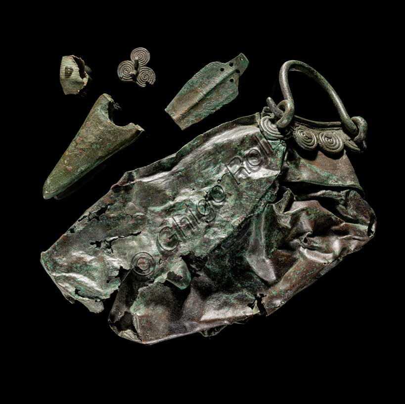 Museo Civico Archeologico di Bologna:materiali sardi in bronzo dal ripostiglio di San Francesco. 