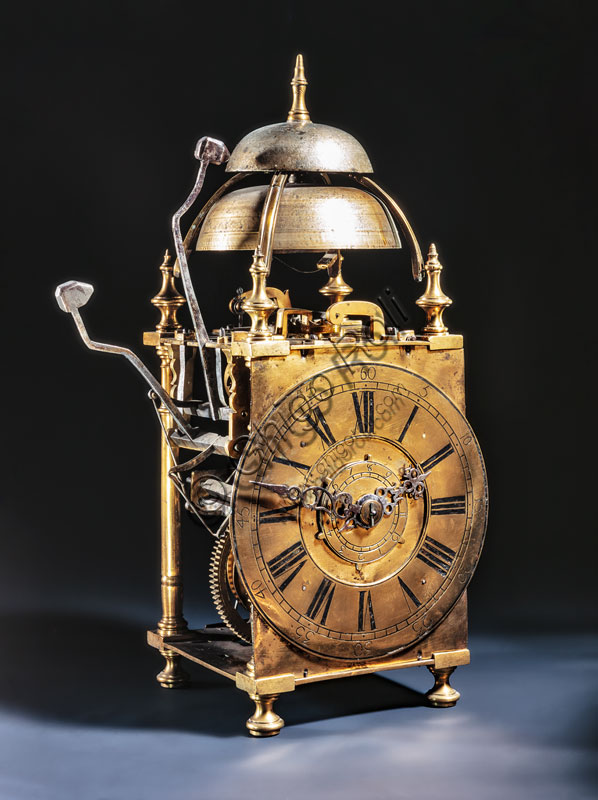 Museo Nazionale della Scienza e della Tecnologia Leonardo da Vinci: orologio da mensola, fine Seicento.