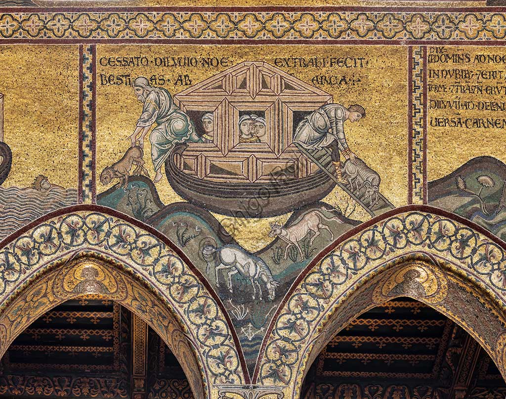 Monreale, Duomo: "Noè fa caricare gli animali sull'Arca."  Ciclo del Vecchio Testamento - Diluvio Universale, Mosaici bizantini, XII - XIII sec.Iscrizione latina:  "NOE PONI FECIT BESTIAS ET VOLUCRES IN ARCA".