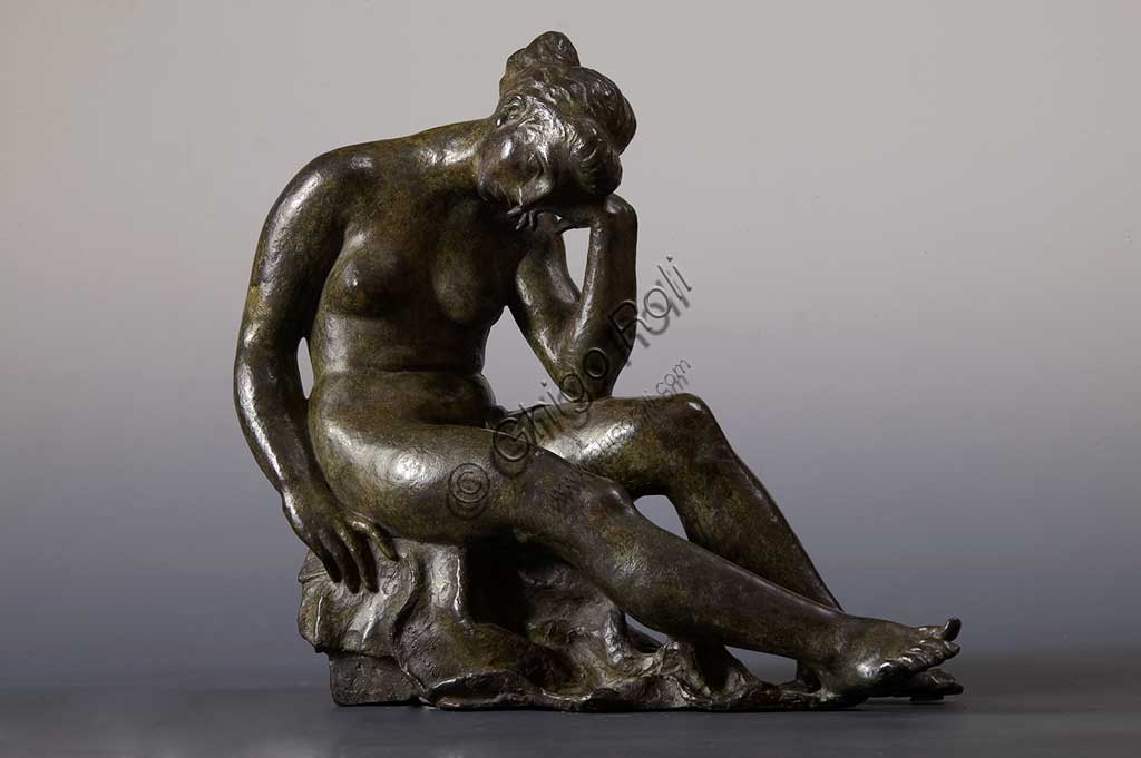 Assicoop - Unipol Collection: "Resting Female Nude", bronze statue,  by Renzo Baraldi (1911 - 1961).