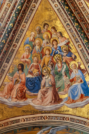 Orvieto, Basilica Cattedrale di Santa Maria Assunta (o Duomo), interno, Cappella Nova o Cappella di S. Brizio, la volta: vela con I Profeti, affresco di Beato Angelico con alcune integrazioni (bordure e testine) di Benozzo Gozzoli, 1447-9. 