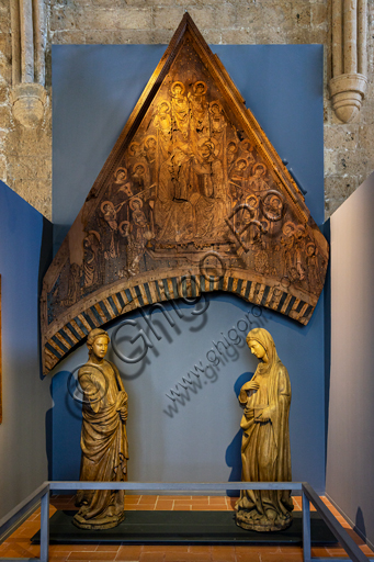  Orvieto, MODO (Museum of the Opera of the  Duomo of Orvieto): Annunciation, wooden sculpture from the choir of the Duomo, by Terzo Maestro d'Orvieto, wood statues with traces of polychromy, first twenty years of the fifteenth century.