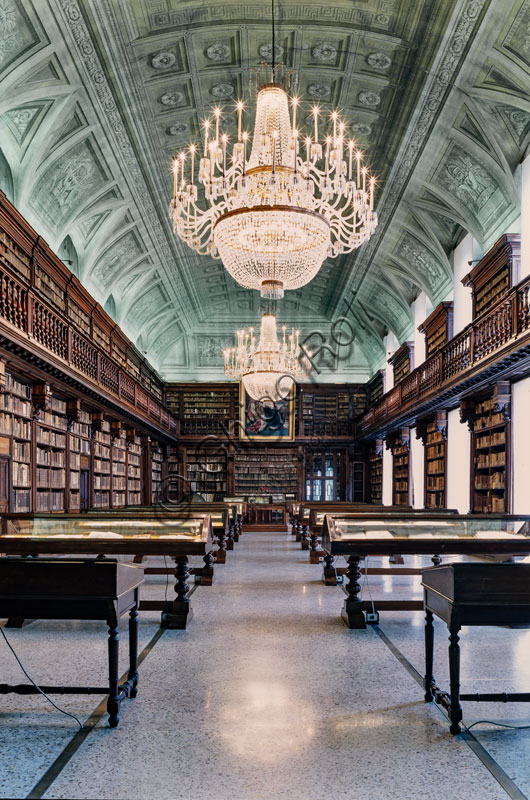  Palace of Brera, Braidense National Library: view of the Maria Teresa Room.