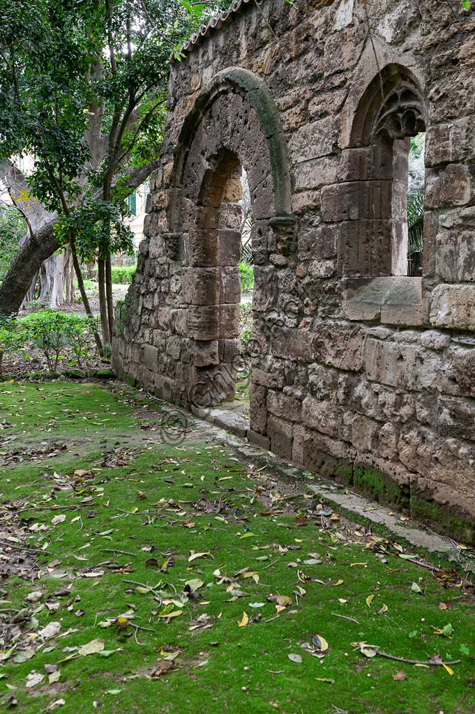 Palermo, the Botanical Gardens: the remains of the Church of St. Dionysius in Chiaramontano Gothic style (XIV century).