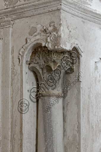 Palermo, The Royal Palace or Palazzo dei Normanni (Palace of the Normans), The Palatine Chapel (Basilica), the Crypt (Lower Church): angular column and capital.