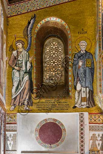 Palermo, Palazzo Reale o Palazzo dei Normanni,  Cappella Palatina (Basilica), parete nord: mosaico che rappresenta San Felice e un angelo (XII secolo).