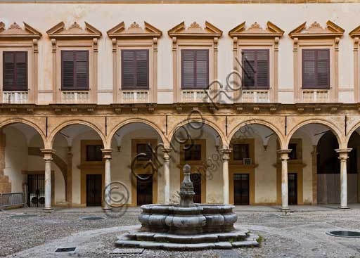 Palermo, The Royal Palace or Palazzo dei Normanni (Palace of the Normans), The Fountain Courtyard: view.