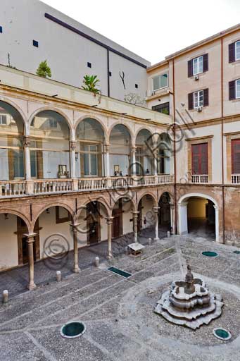 Palermo, The Royal Palace or Palazzo dei Normanni (Palace of the Normans), The Fountain Courtyard: view.