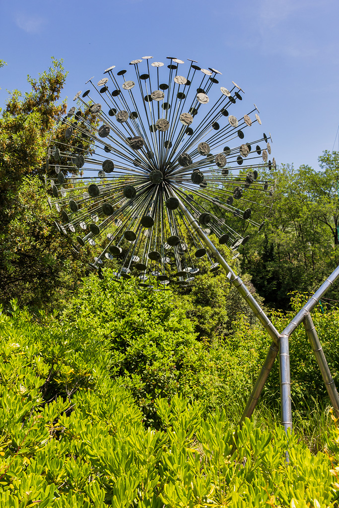 Parco di Pinocchio, il Paese dei Balocchi: l'albero degli zecchini.