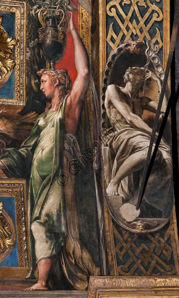 Parma, Church of St. Maria della Steccata, arch of the eastern arm of the transept: frescoes by Girolamo Francesco Maria Mazzola, known as Parmigianino, with caryatids which refer to the legend of the Wise Virgins and the Mad Virgins (1530-39). Detail.