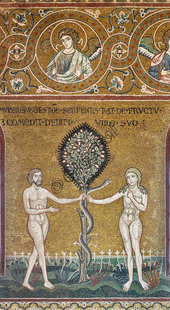 Monreale, Duomo: "Il peccato originale", mosaico bizantino, Ciclo del Vecchio Testamento - Paradiso Terrestre, XII - XIII sec.Iscrizione latina: "MULIER SUGGESTIONI SERPENTIS TULIT DE FRUCTU ET COMEDIT DEDITQUE VIRO SUO".