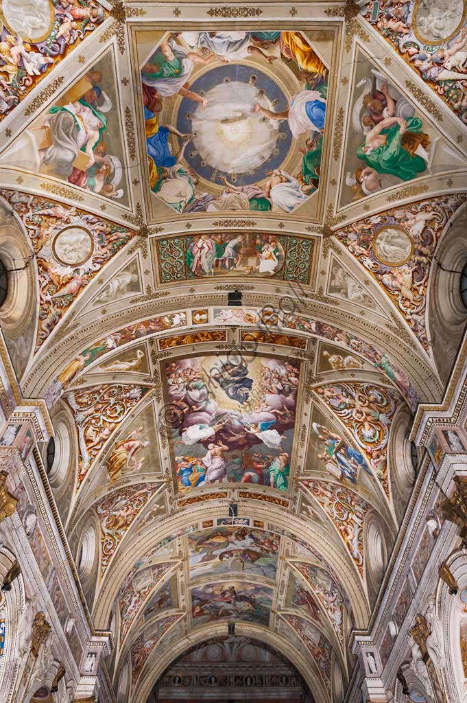 Cremona, Church of San Sigismondo, vault of the central nave: above, "The Pentecost and Prophets" by Giulio Campi (1559); at the centre, "The Ascension" by Bernardino Gatti (1549).