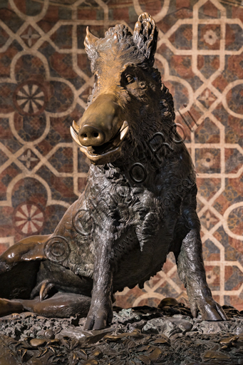 "Porcellino", scultura in bronzo di Pietro Tacca, 1633, quale elogio del Granduca Cosimo I alla caccia, copia di un marmo ellenistico.