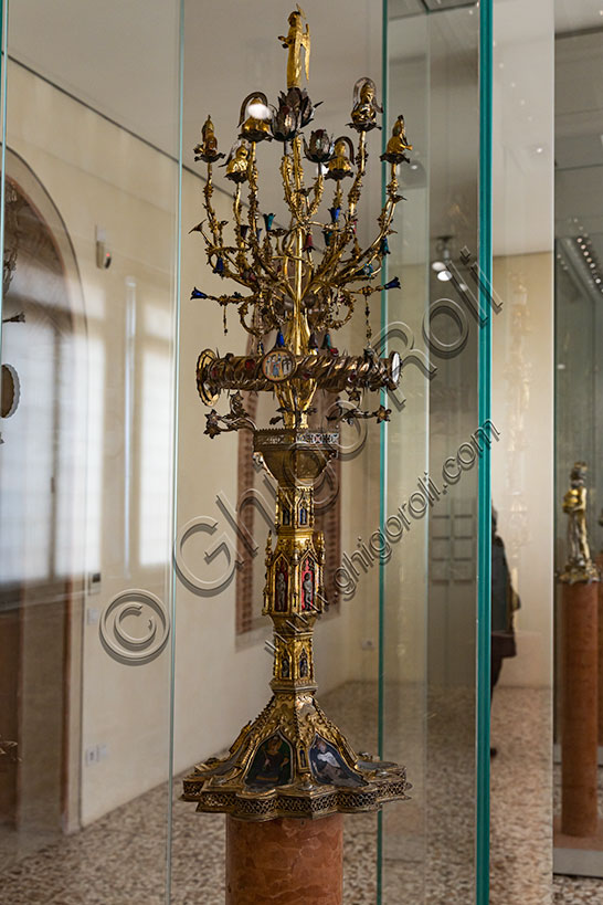 “Reliquary of the Holy Thorn”, by French and Venetian manufacture, in gilded silver and translucent enamels; 13th, 15th and 19th centuries.