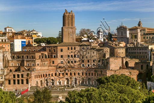  Rome, Trajan's Market (Mercatus Traiani): view of the "Emiciclo" and the "Torre delle Milizie" ("Tower of the Militia").