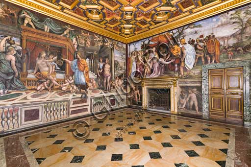 Rome, Villa Farnesina: Alexander's Room (or The Chigi Wedding Room), with stories regarding Alexander the Great. Frescoes by Sodoma (Giovanni Antonio de' Bazzi), 1516-9.