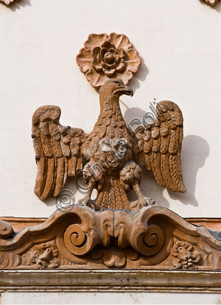 Sassuolo, Este Ducal Palace, the facade: The Este eagle.