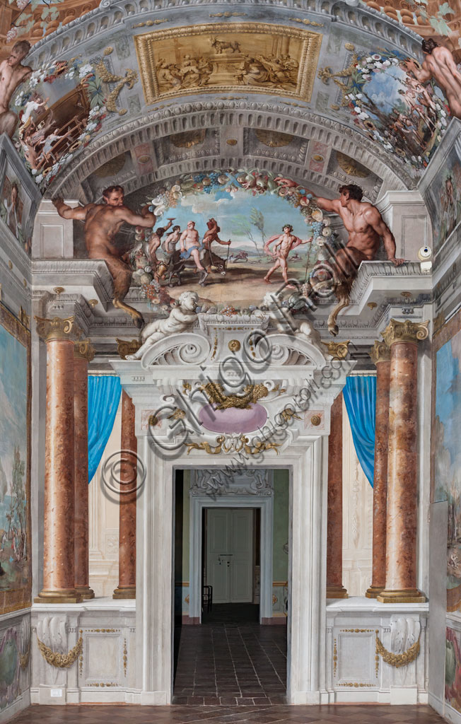 Sassuolo, Palazzo Ducale Estense, Galleria di Bacco, soffitto:  “Bacco e Cileno verso la Lidia”. Dipinto murale a tempera  di Jean Boulanger, 1650 - 52.