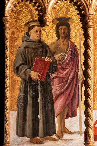  Perugia, National Gallery of Umbria: Polyptych of S. Antonio, by Piero della Francesca, 1467-9, oil on panel. Detail: on the left, St. Anthony of Padua and St. John the Baptist.