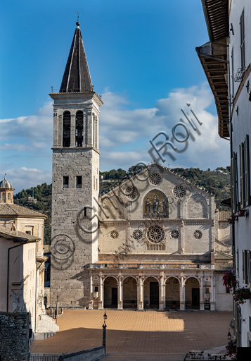 Spoleto: la piazza del Duomo (Cattedrale di Santa Maria Assunta).