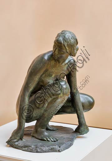 Piacenza, Galleria Ricci Oddi: "Suzanne" (1910), bronze statue by Giuseppe Graziosi (1879 - 1942).