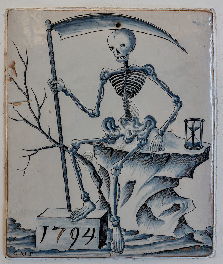  Deruta, Regional Ceramics Museum of Deruta: "Plaque with allegory of death", majolica, Deruta Giovanni Meazzi, 1794.