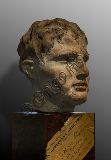 Museo Novecento: "Head of young man", by Giacomo Manzù (Giacomo Manzoni), 1932/3. Coloured plaster.