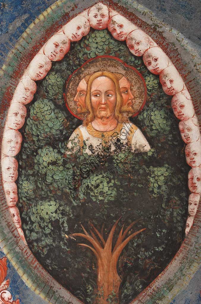 Rocca di Vignola, Cappella Contrari, parete orientale: "Trinità trifronte e Albero della Vita". Affresco del Maestro di Vignola, anni Venti del Quattrocento.