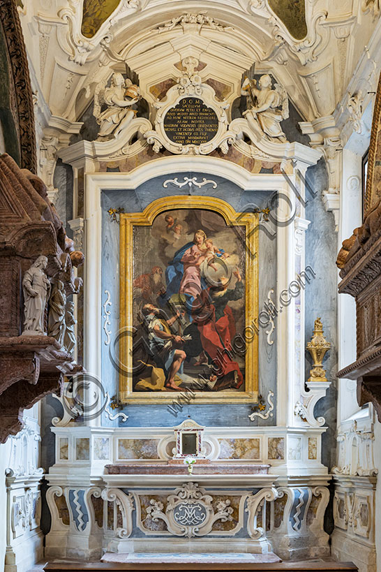 Vicenza,  Church of St. Corona: Thiene Chapel. At the altar, “St. Peter and St. Paul and Pius V adoring Mary”, by Giovanni Battista Pittoni, 1723.