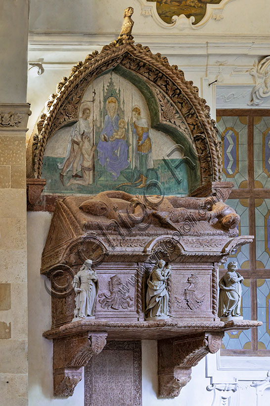 Vicenza,  Church of St. Corona, Thiene Chapel: tomb of Giovanni Thiene, late 1400 - early 1500, surmounted by a fresco attributed to Michelino da Besozzo.